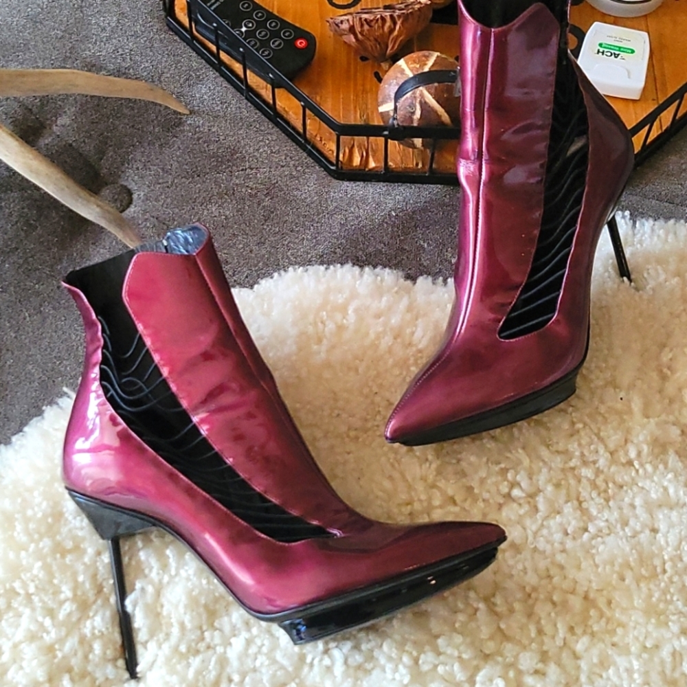 Giorgio Armani booties heels